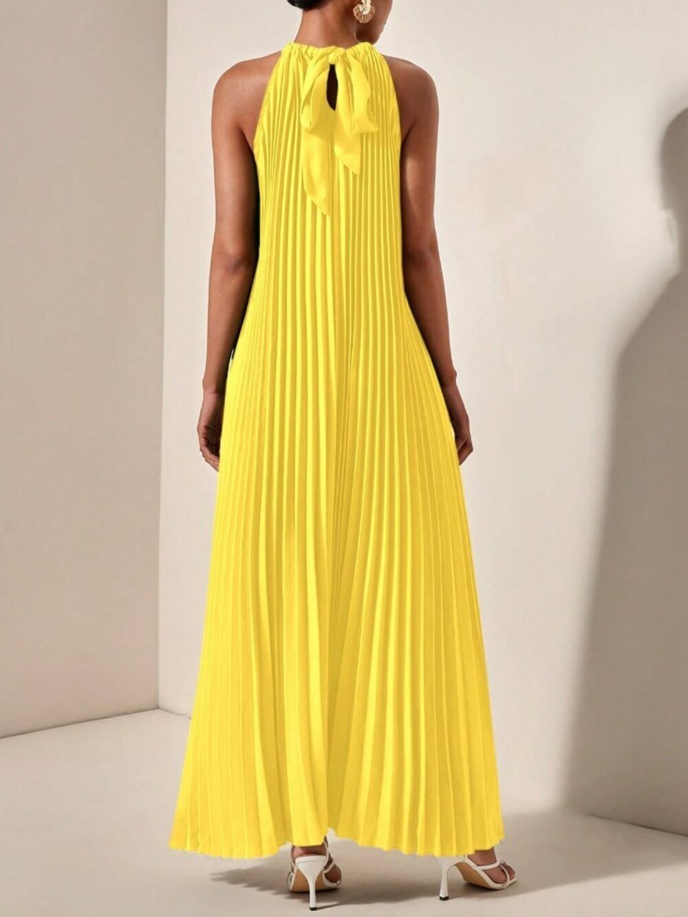 Yellow Casual Women's Halterneck Pleated A-Hem Loose Maxi dress - Picture 2 of 7
